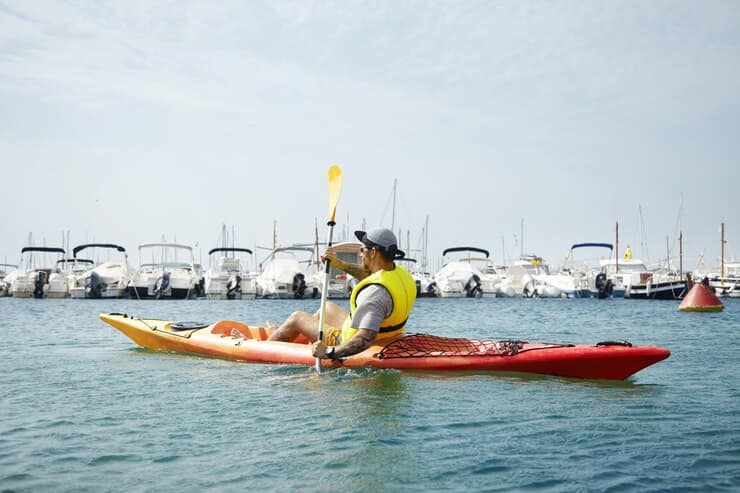 Kayaking in Dubai